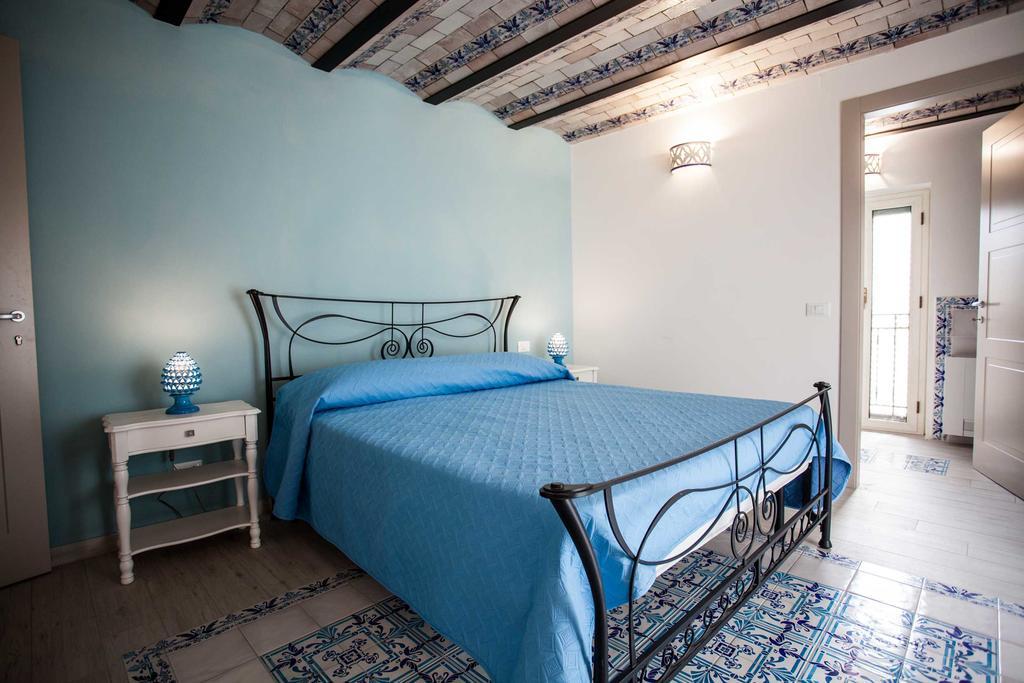 Palazzo Pagliaro Ξενοδοχείο Santo Stefano di Camastra Εξωτερικό φωτογραφία