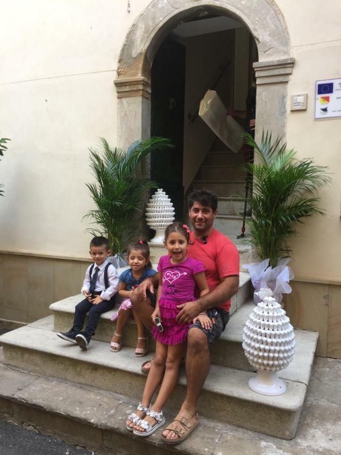 Palazzo Pagliaro Ξενοδοχείο Santo Stefano di Camastra Εξωτερικό φωτογραφία